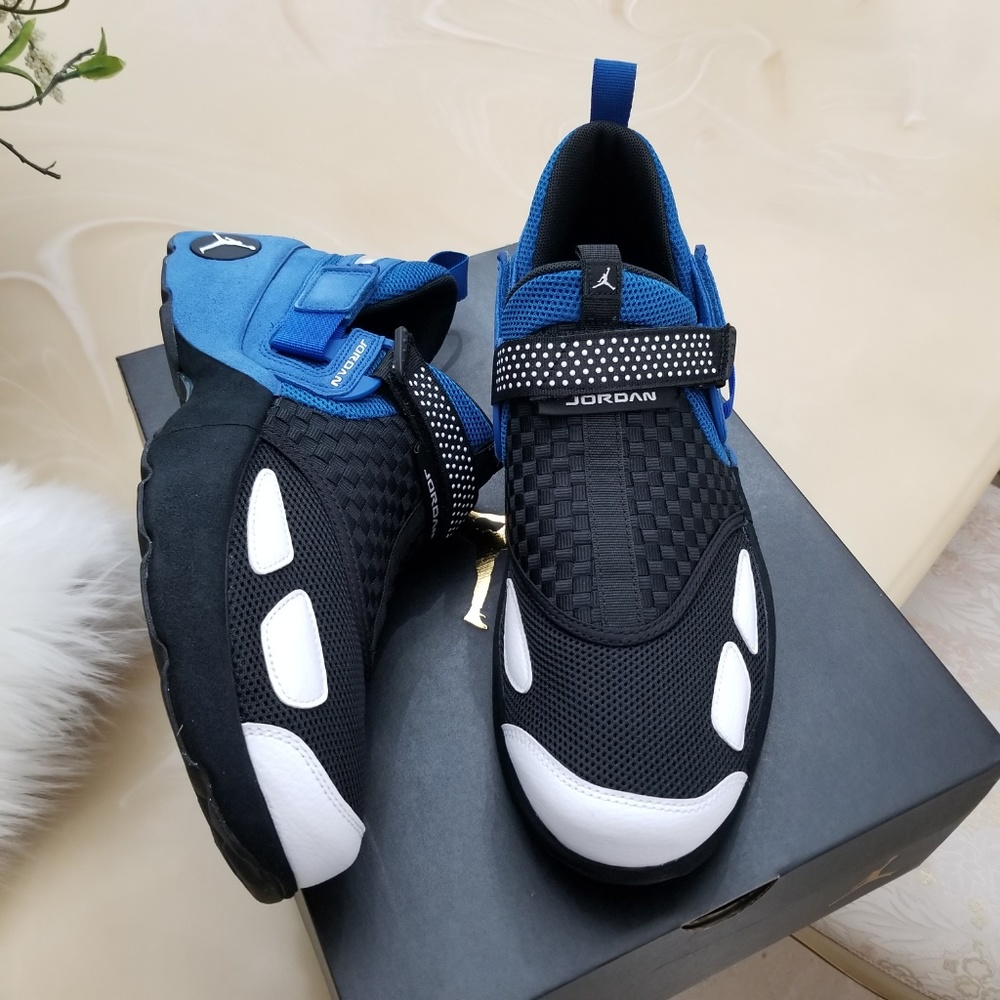 Men's Air Jordan Trunner LX OG Training Shoes - Picture 2 of 8